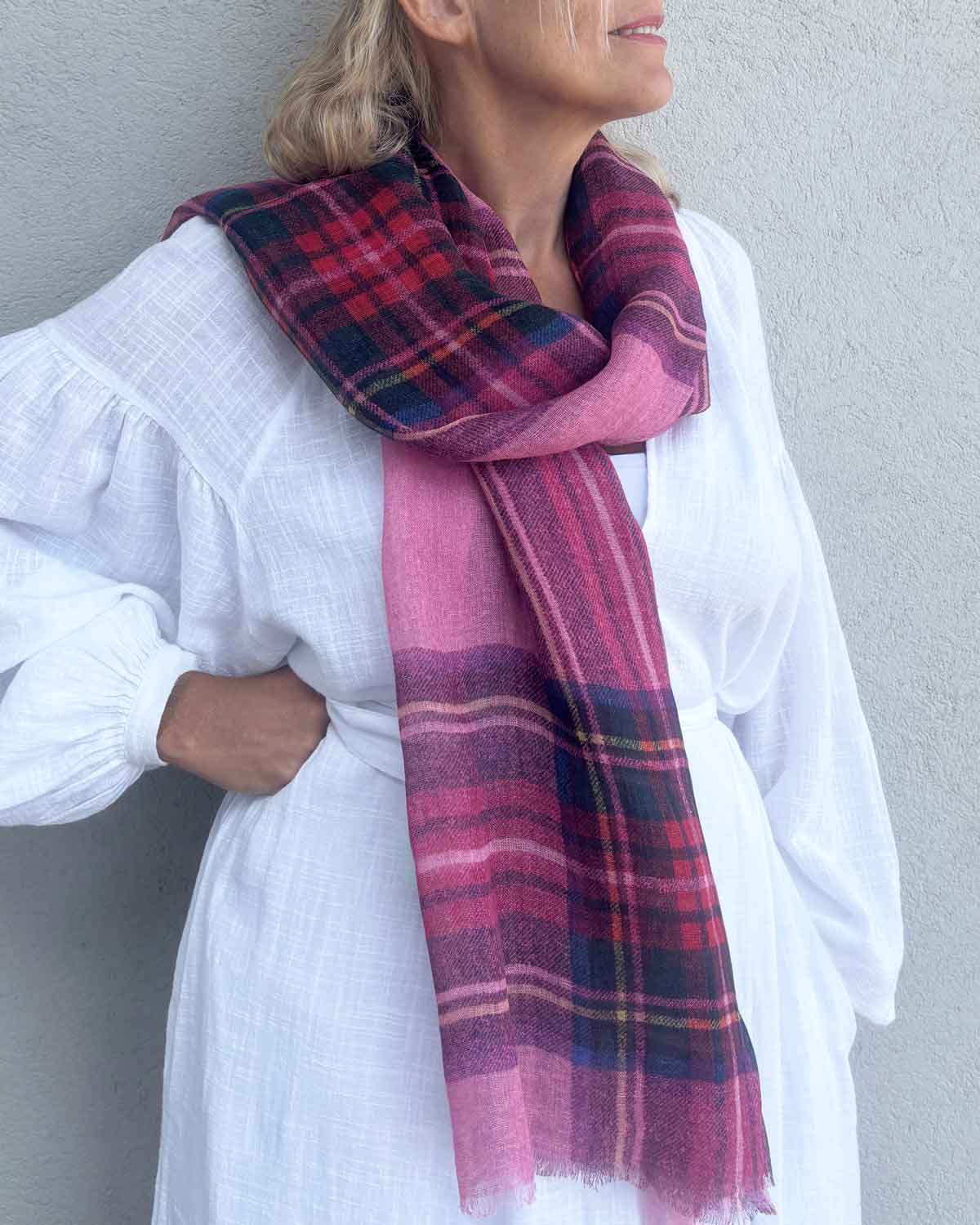Summer Stewart Lightweight Tartan Scarf – Pink